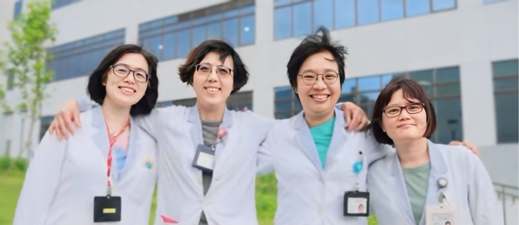第七屆南山醫務社工獎恭喜本院社服課榮獲團體組優秀獎!